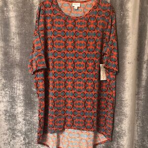 LuLaRoe Irma Tunic